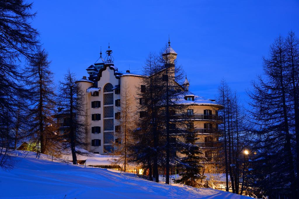 ホテル Principi Di Piemonte セストリエーレ エクステリア 写真
